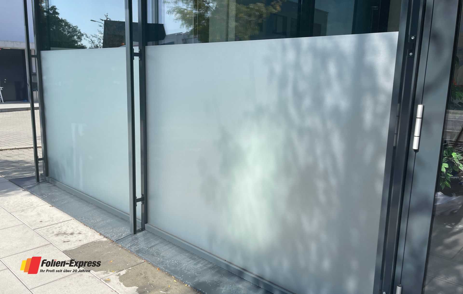 Sichtschutzfolie B37 Aussenverlegung