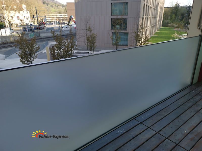 Sichtschutzfolie B37 Grau Aussenverlegung