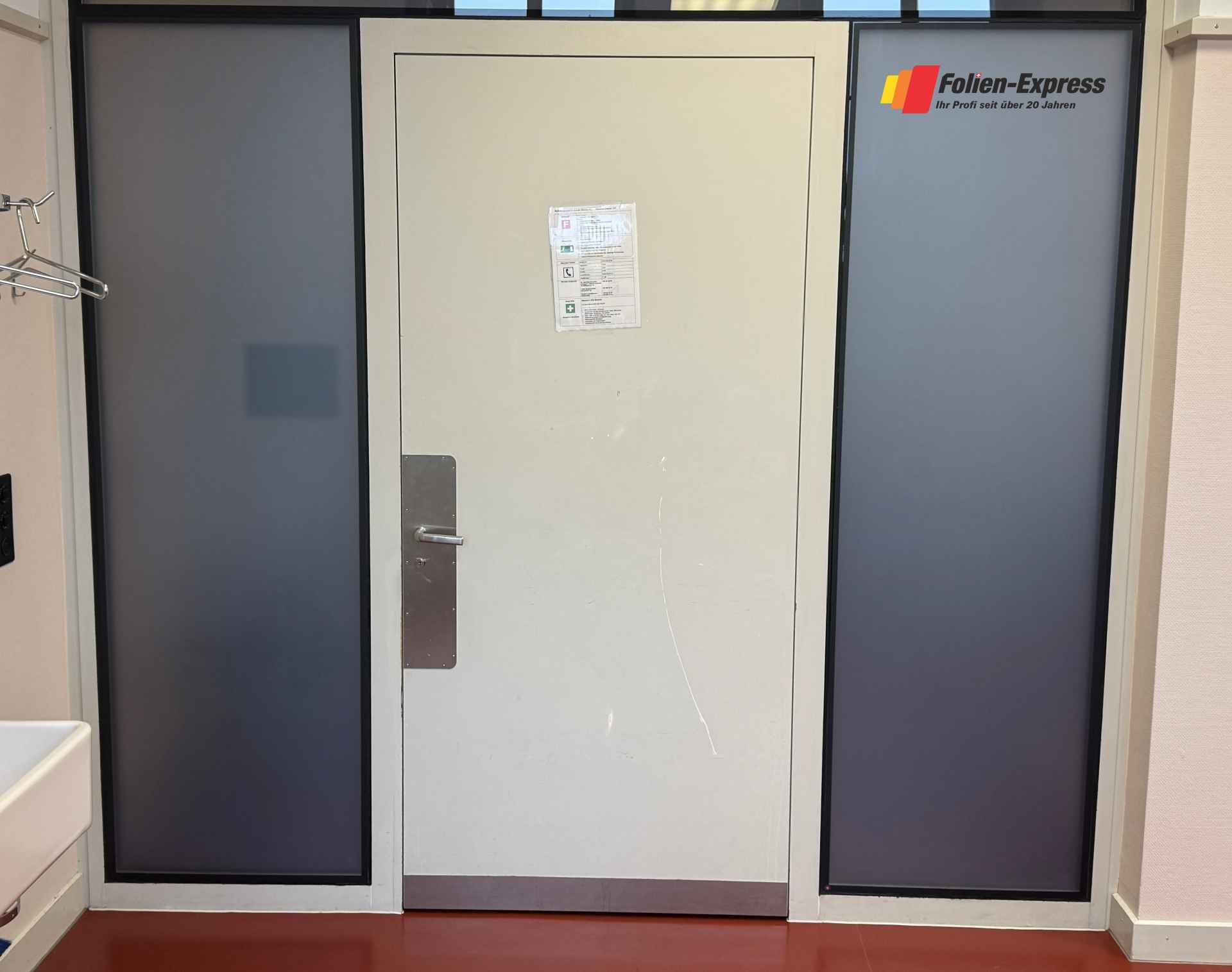 Sichtschutzfolie B37 Grau Aussenverlegung