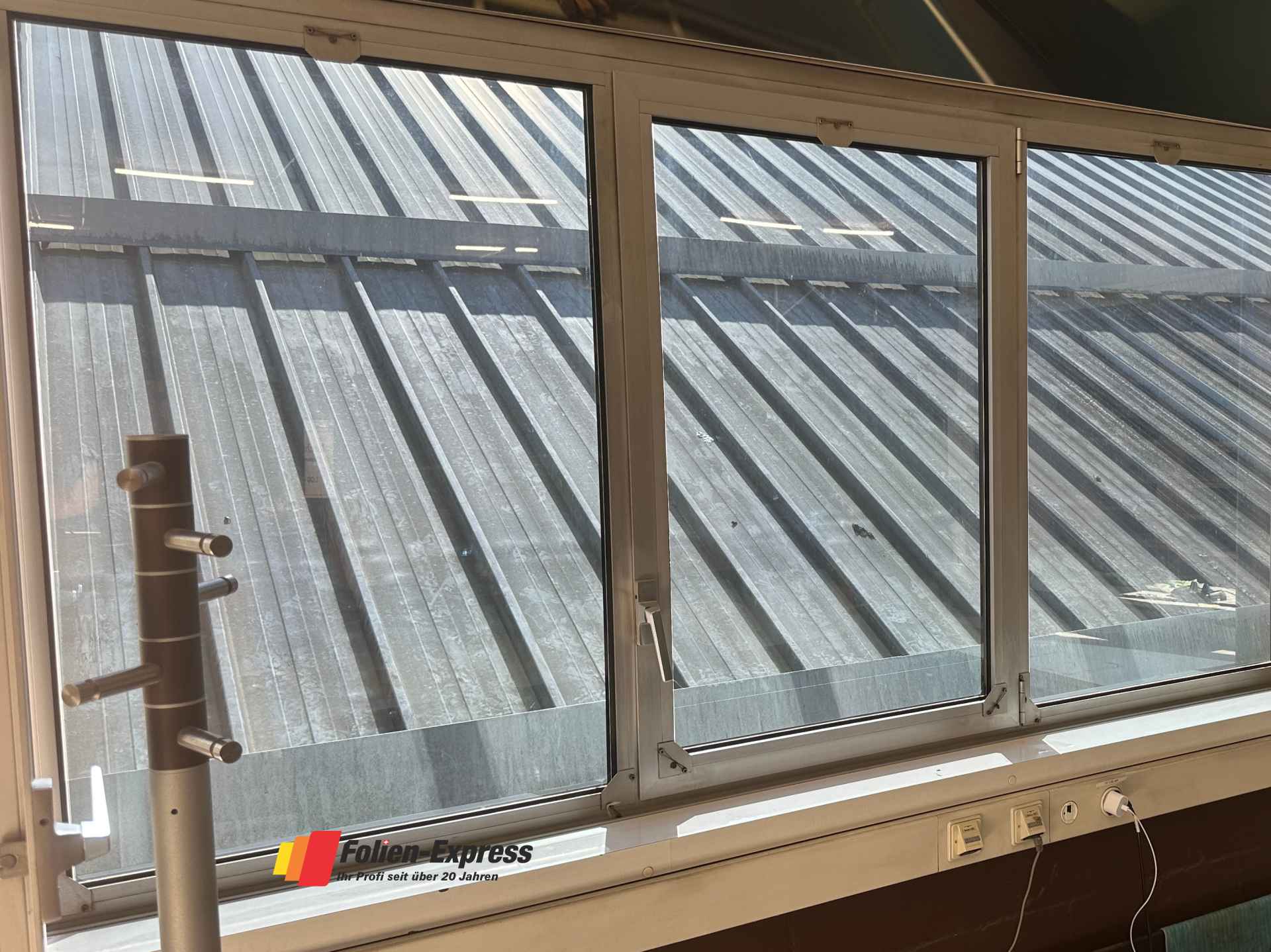 Blendschutzfolie E03