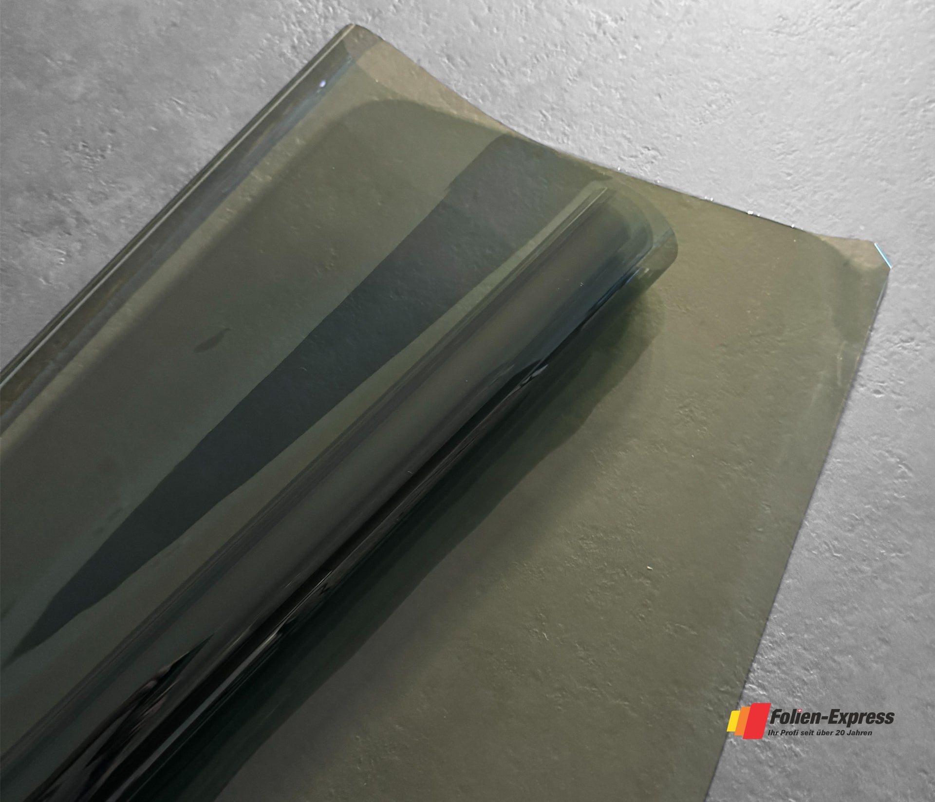 selbsttönende Sonnenschutzfolie H29