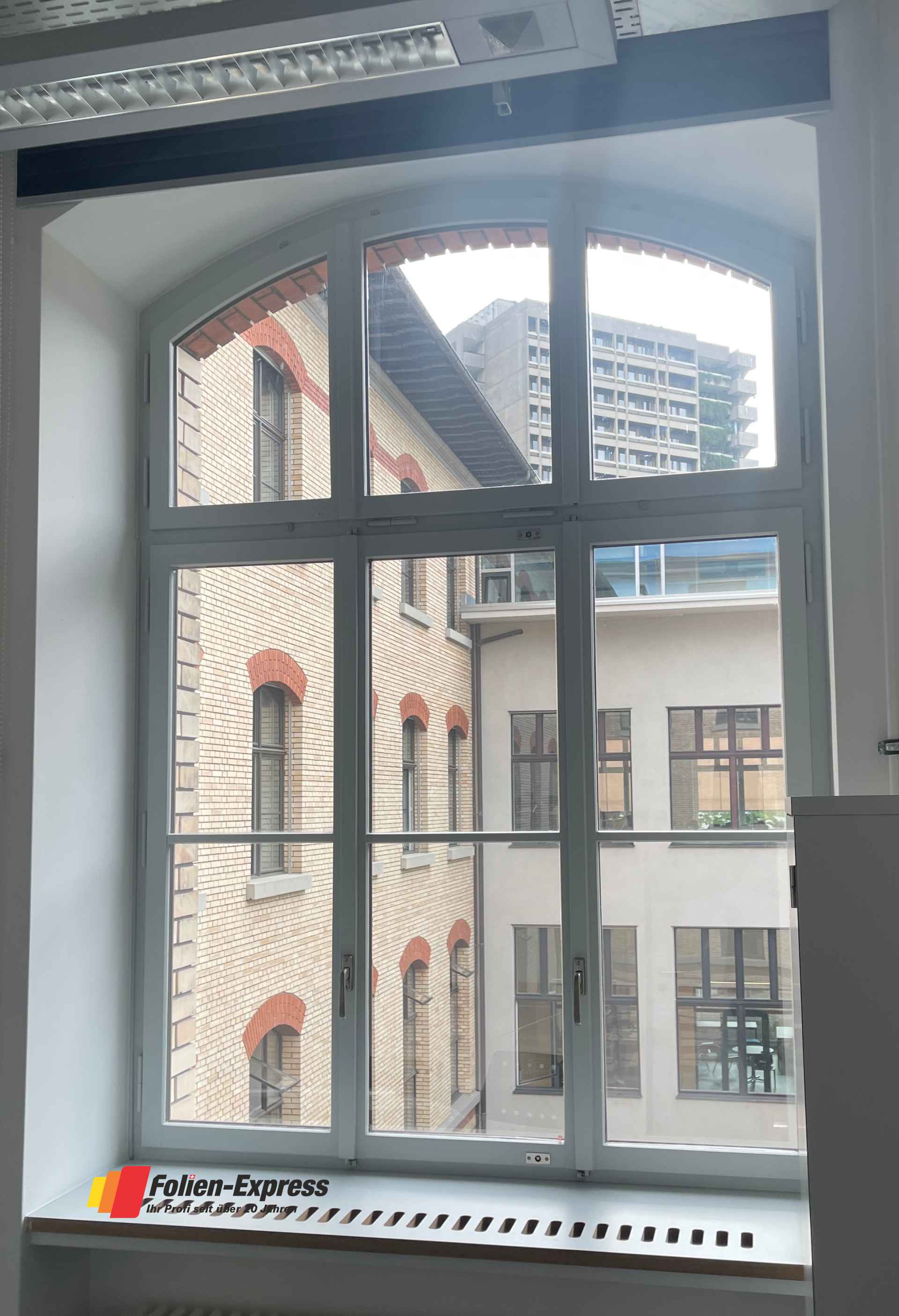 Splitterschutzfolie B50